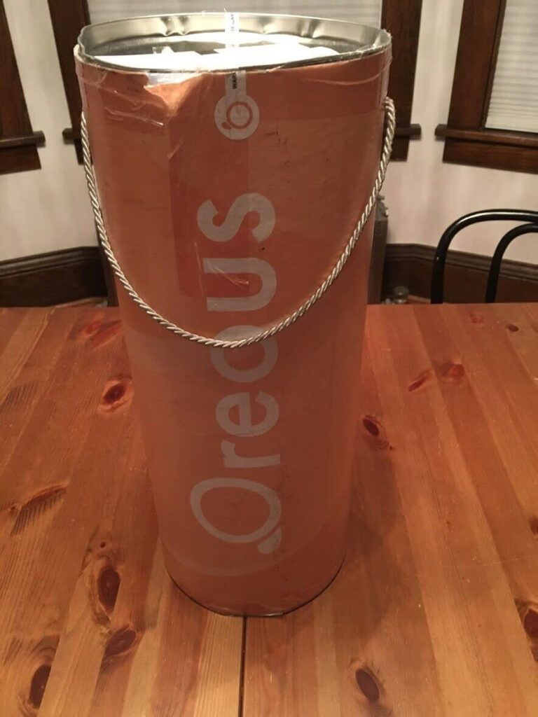 oreous pillow can packaging