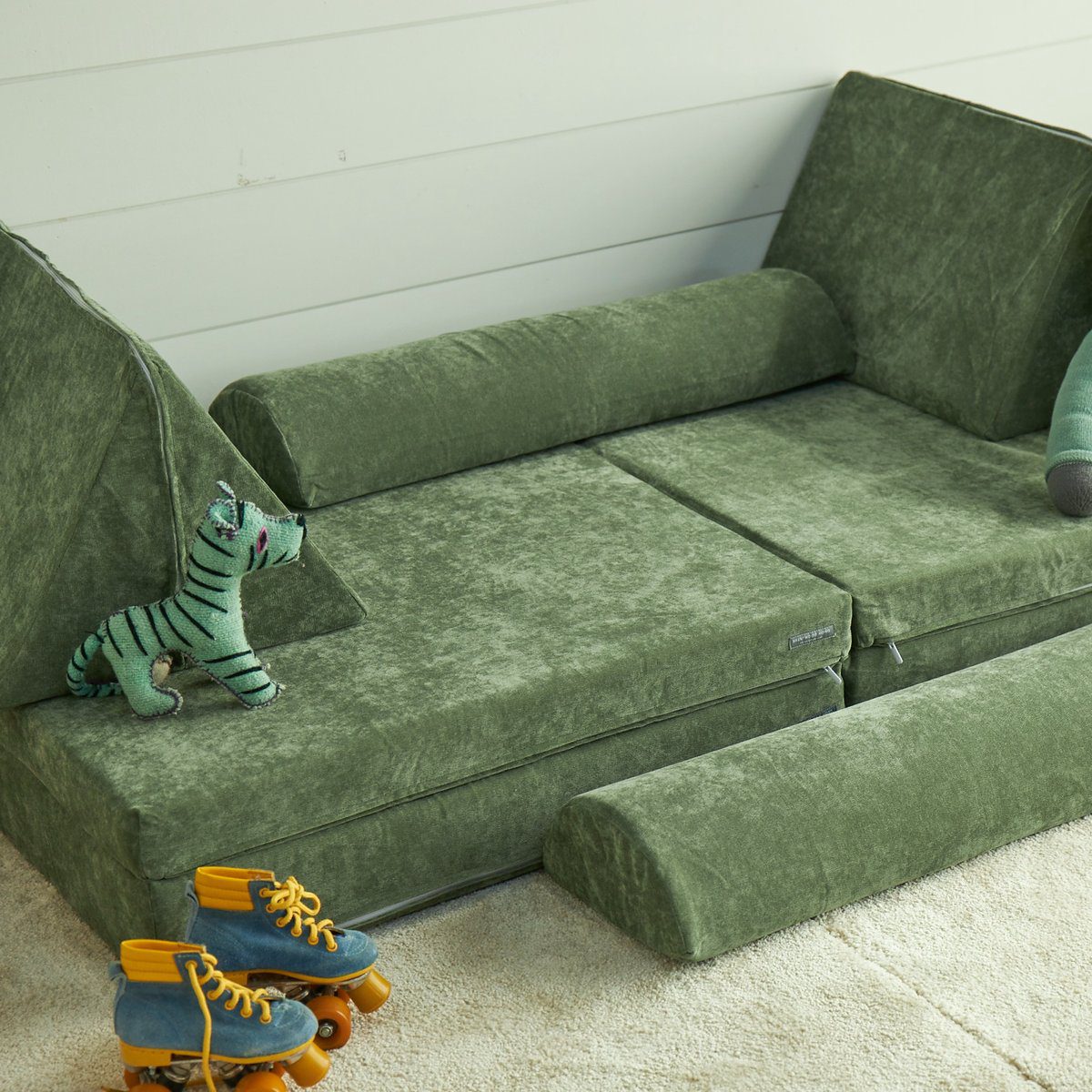 Play Couch