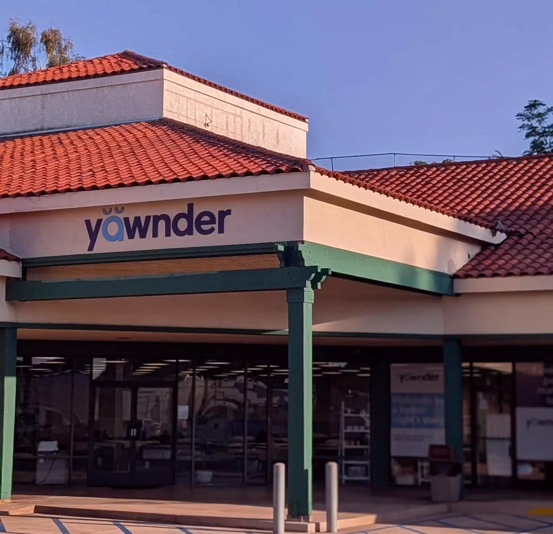 Yawnder Storefront in Encinitas