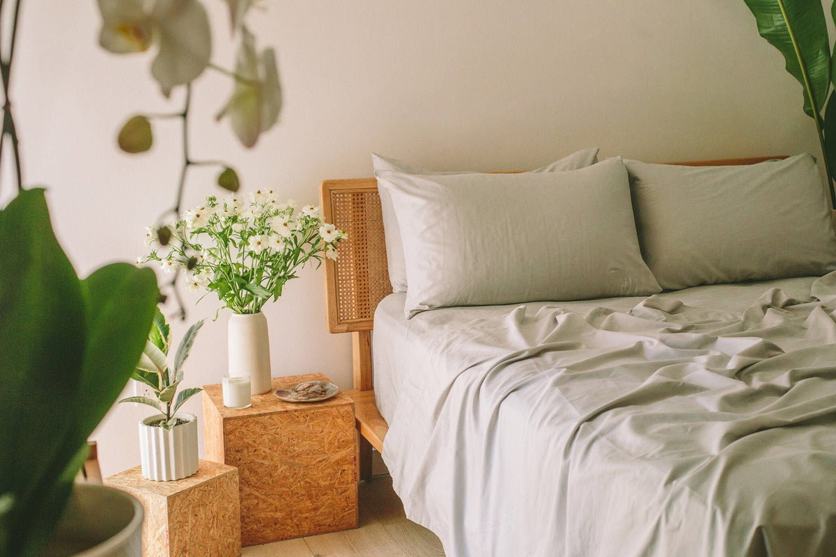 Image of Nest Bedding Kids Organic Cotton Crinkle Percale Sheet Sets in Natural color